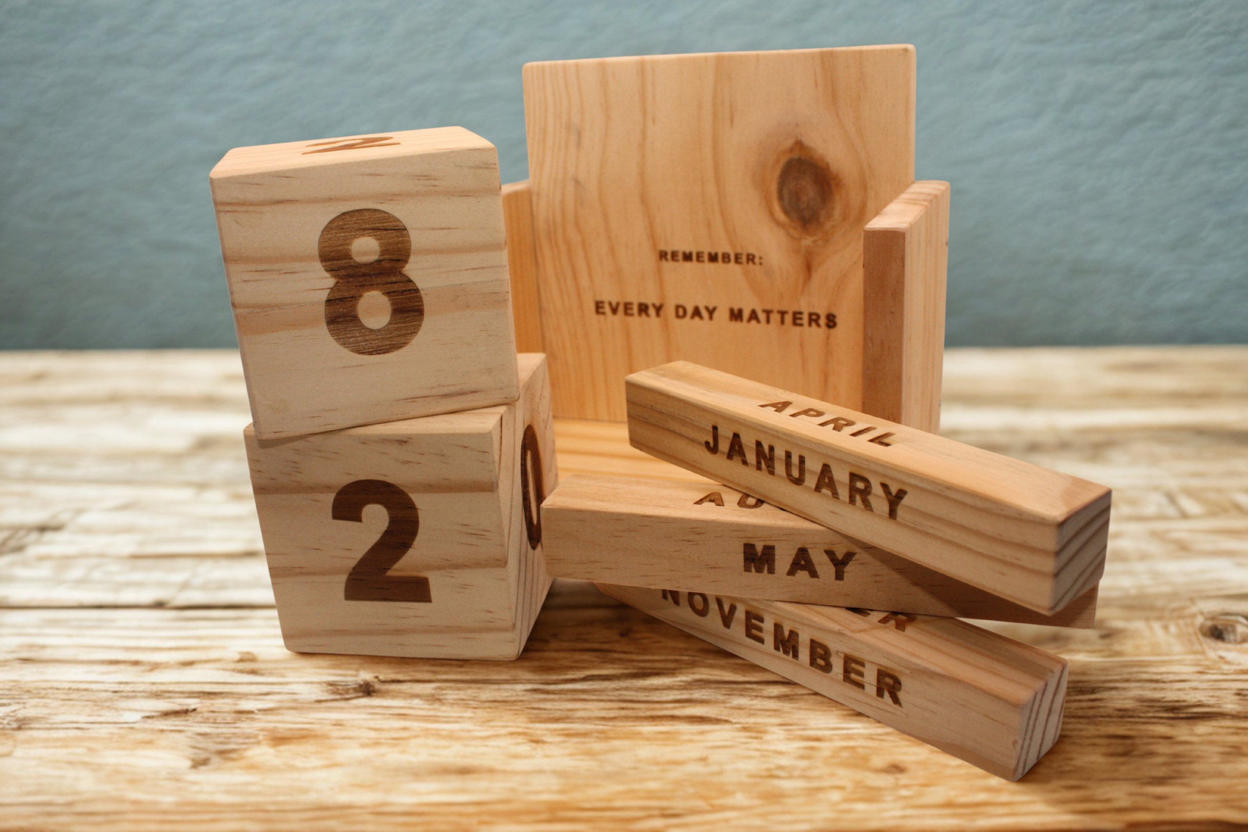 Engraved Wooden Perpetual Desk Calendar – Minimal - Image 4